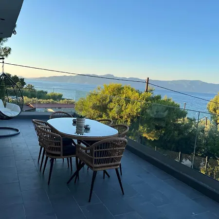 Rock&seaview Апартаменты *