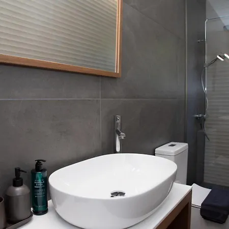 Rock&seaview * Livanátai