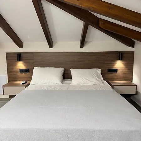 Διαμέρισμα Rock&seaview Λιβανάτες