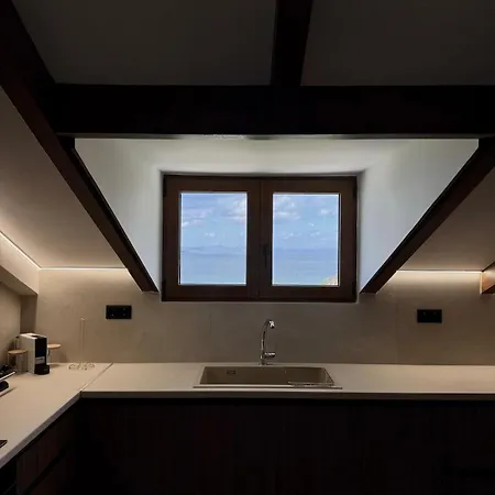 Rock&seaview Apartamento Livanátai