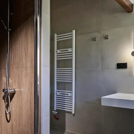 Rock&seaview Апартаменты Ливанатес