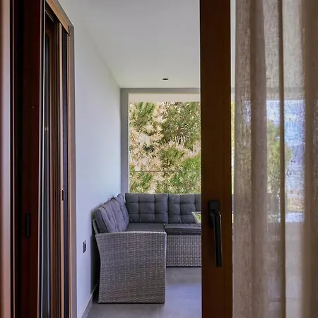 Апартаменты Rock&seaview Ливанатес