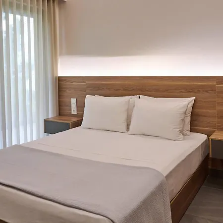 Апартаменты Rock&seaview Ливанатес
